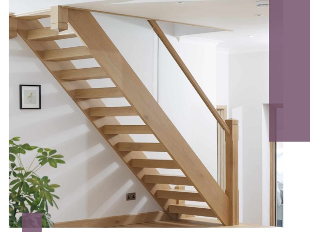 Изготовление деревянных лестниц под ключ в Находке для дома