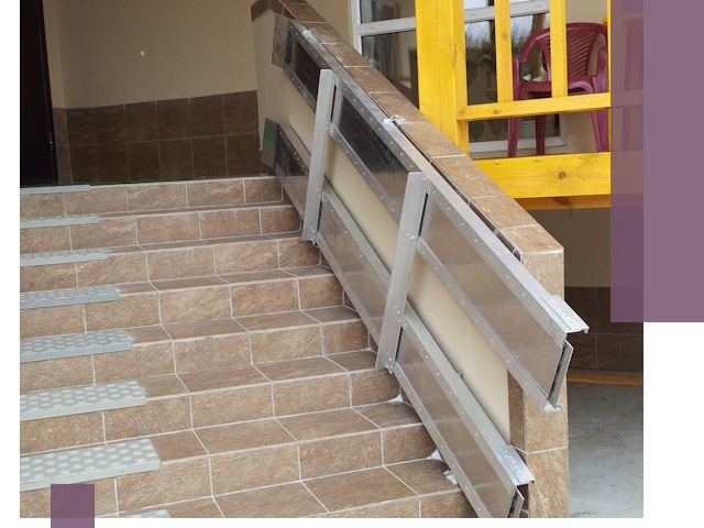 Откидные пандусы под ключ в Находке — монтаж и демонтаж