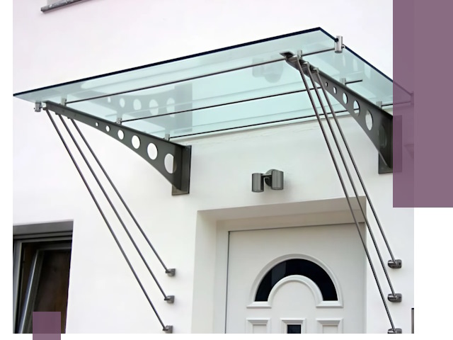 Козырьки над входом под ключ в Находке — изготовление и монтаж