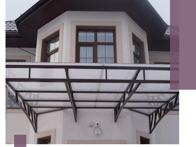 Козырьки из поликарбоната под ключ в Находке