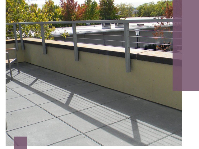 Металлические парапеты под ключ в Находке: монтаж и изготовление