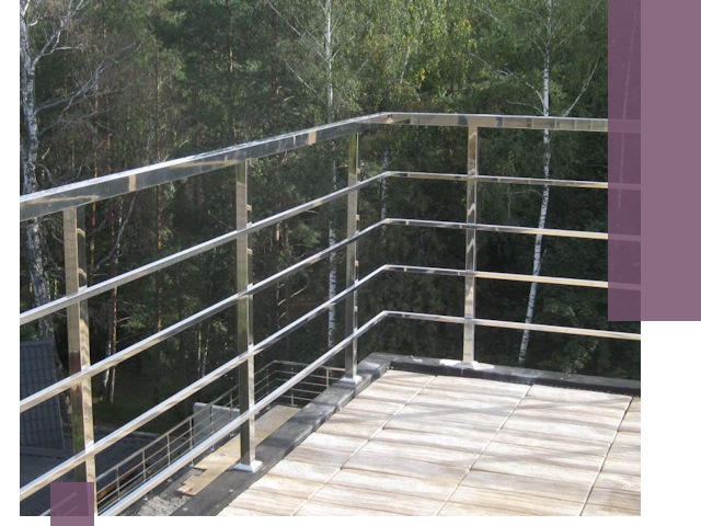 Парапеты из нержавеющей стали в Находке — изготовление и монтаж