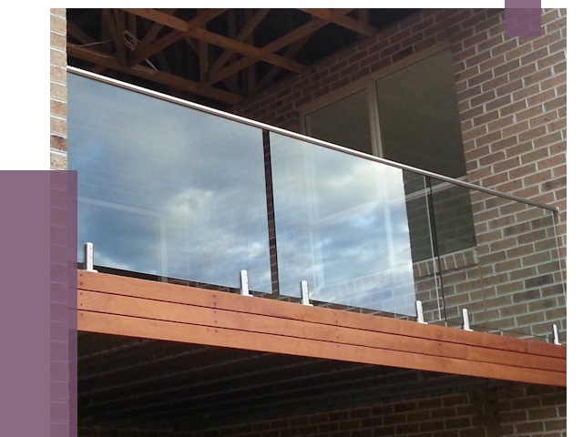 Стеклянные парапеты на крыше и террасе в Находке от 11604 руб. | ПРОЛЁТ-Нхд